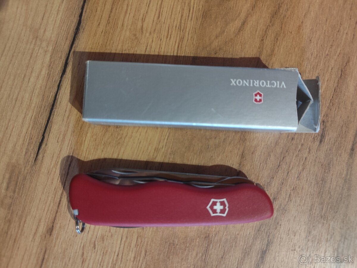 Predám švajčiarsky nožík Victorinox