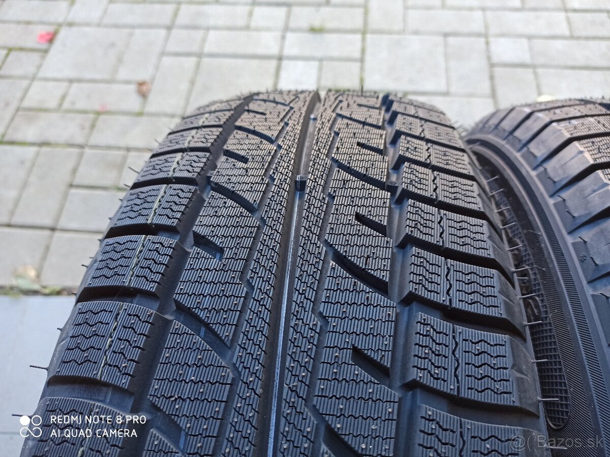 zimne pneu 225/75 R16 C