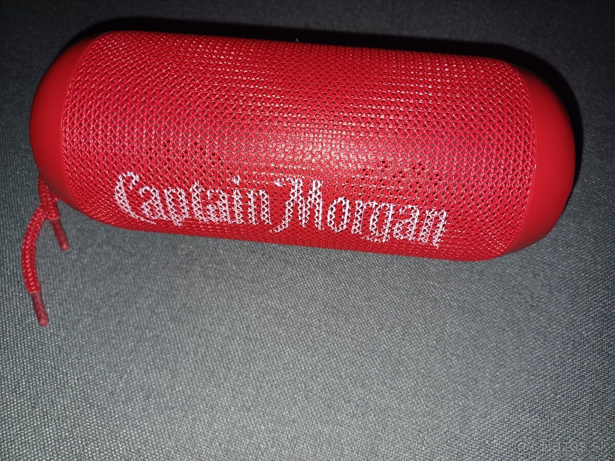 Captain morgan bluetooth reproduktor FM rádio usb vstup na p