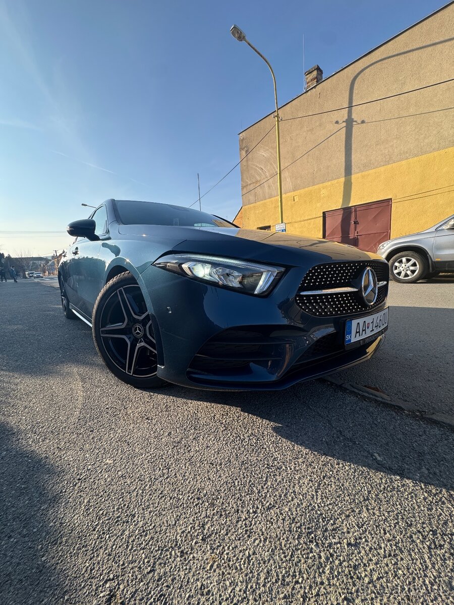 Mercedes Benz A180d AMG packet 10/ 2019 automat