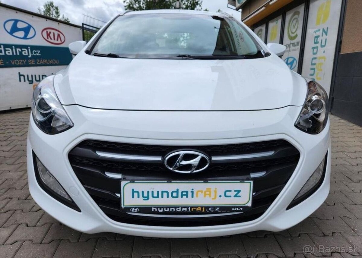 Hyundai i30 1.6-NÍZKÉ KM-spotř.5,1l/100km