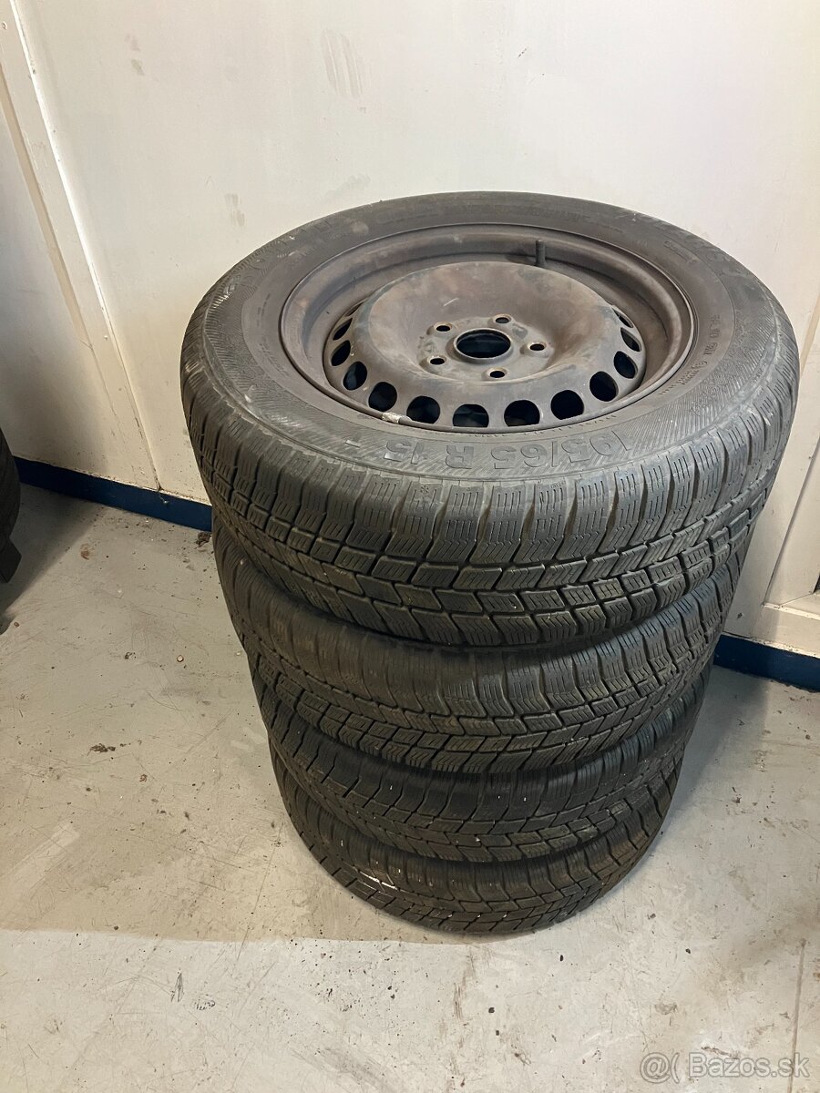 195/65R15 Zimné pneu