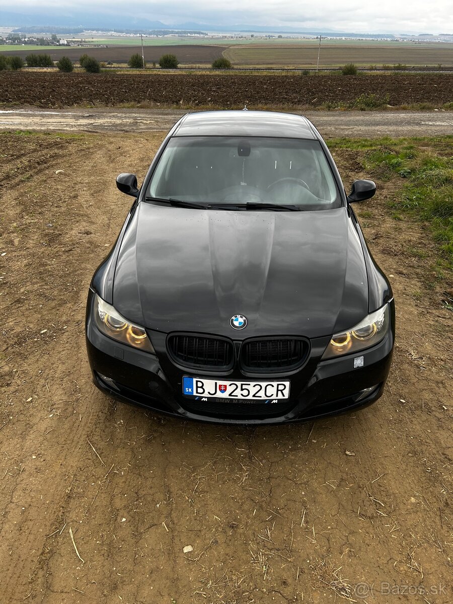 Predám BMW E90 316D 85kw LCI 2011