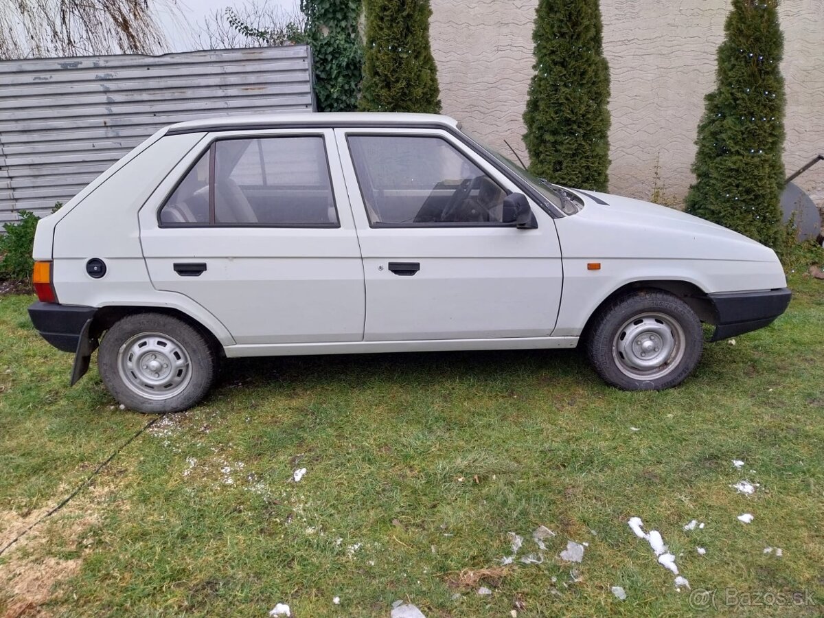 Škoda Favorit 136