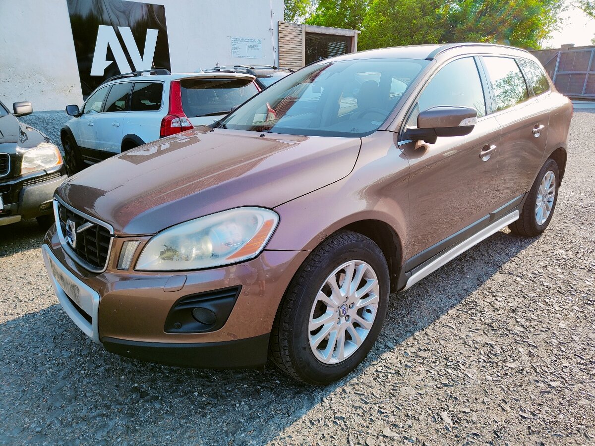 Volvo XC60 D5 136kw - Náhradní díly