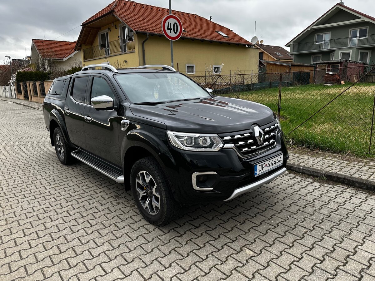 Renault alaskan