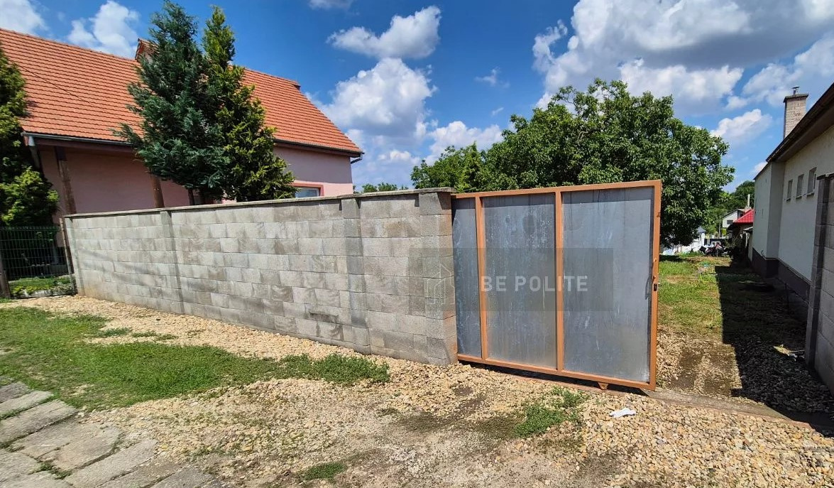 EXKLUZÍVNE Predaj 5 á stavebný pozemok, 15 m x 33 m, kúsok o