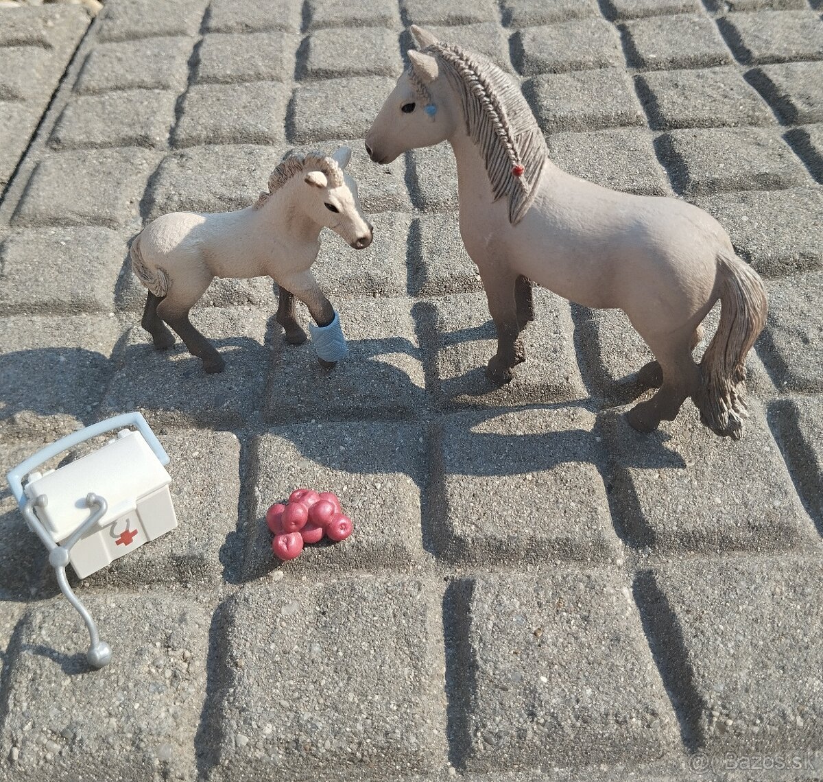 Schleich kone