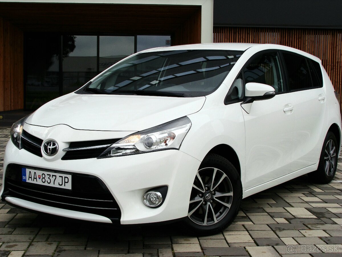 TOYOTA VERSO 1.6 EDITION BENZÍN 7 MIESTNE