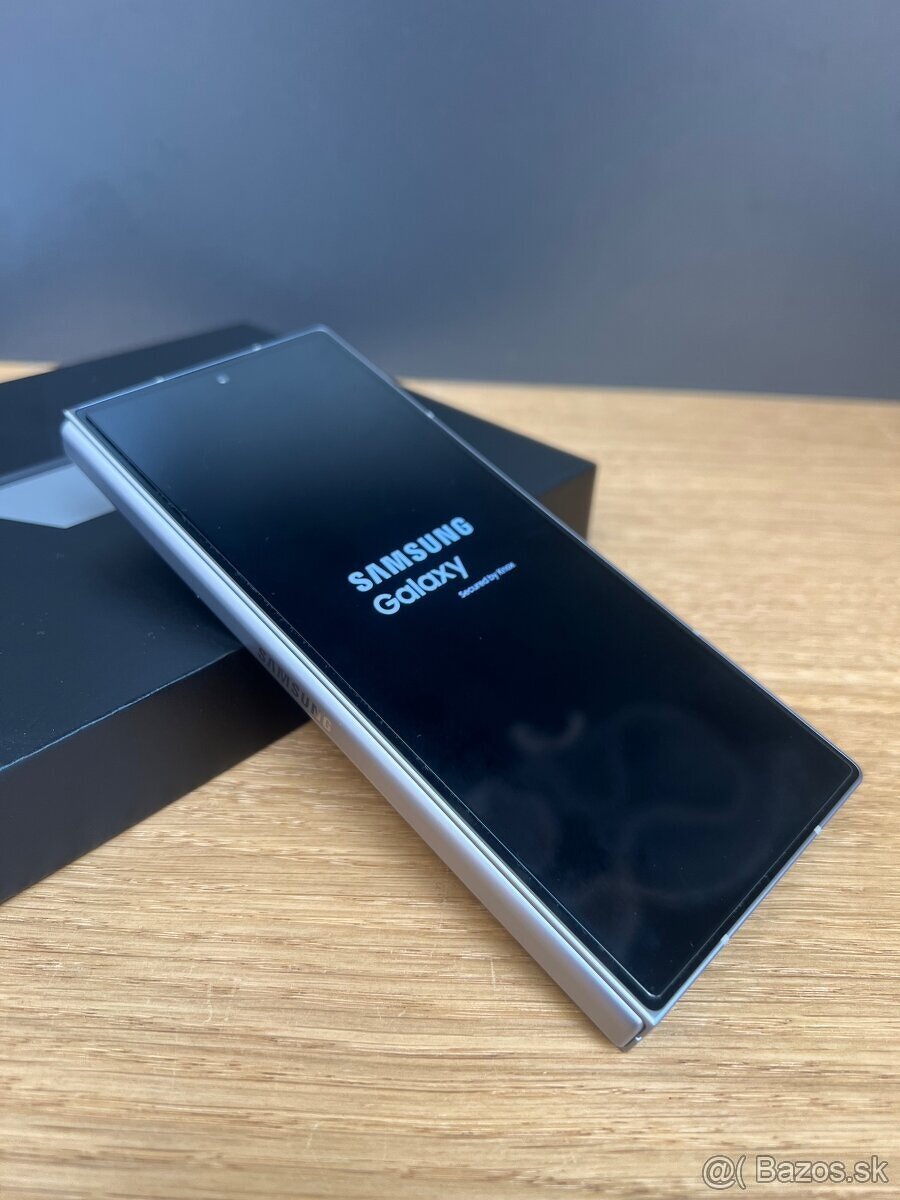 Predám SAMSUNG GALAXY Z FOLD 6 12GB/512GB, TOP, ZARUKA SK,