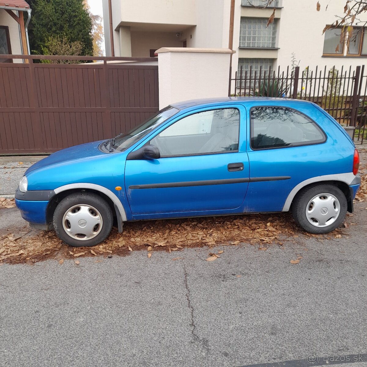 Predam opel Corza automat