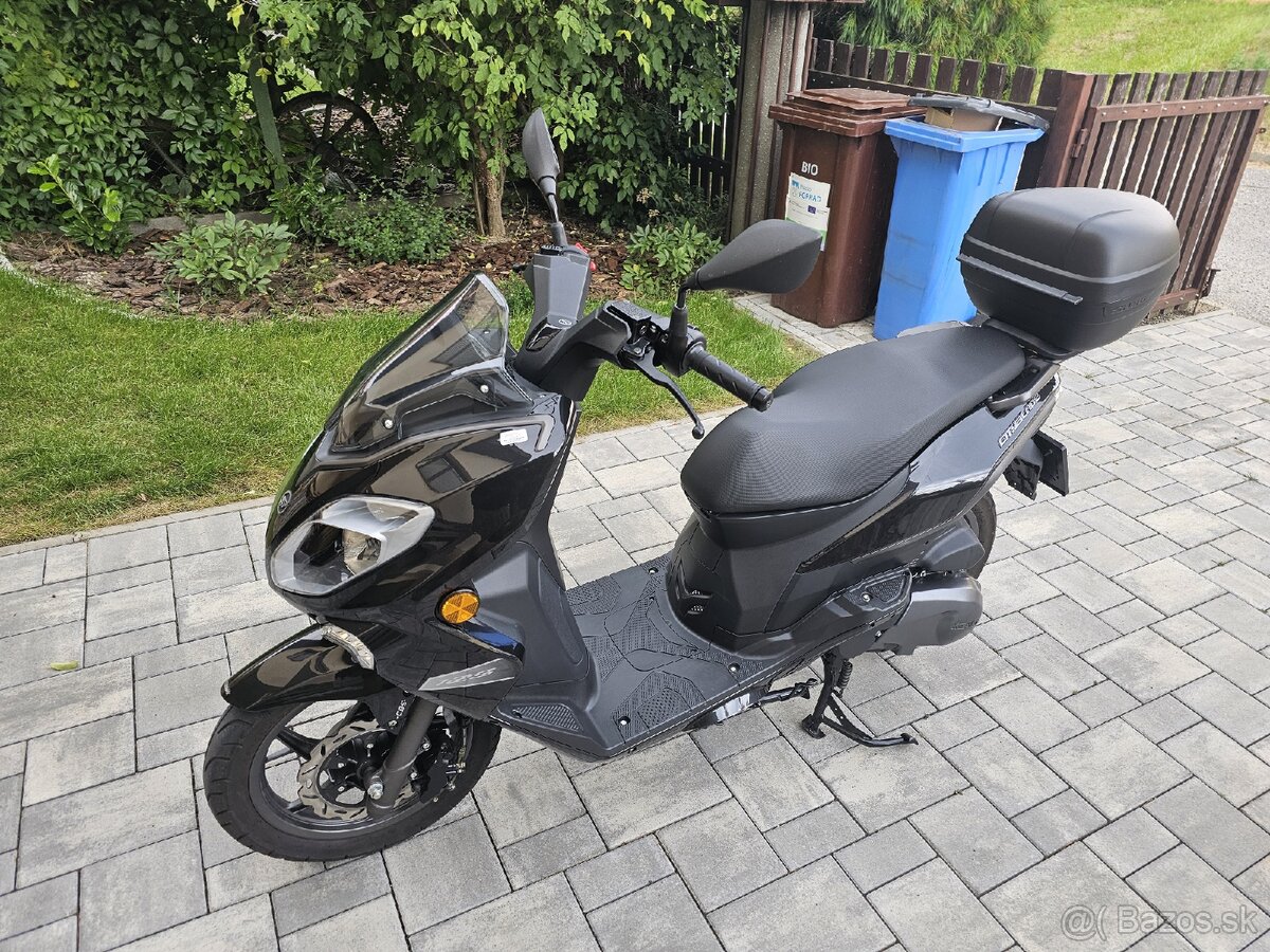 Skúter Keeway Cityblade 125