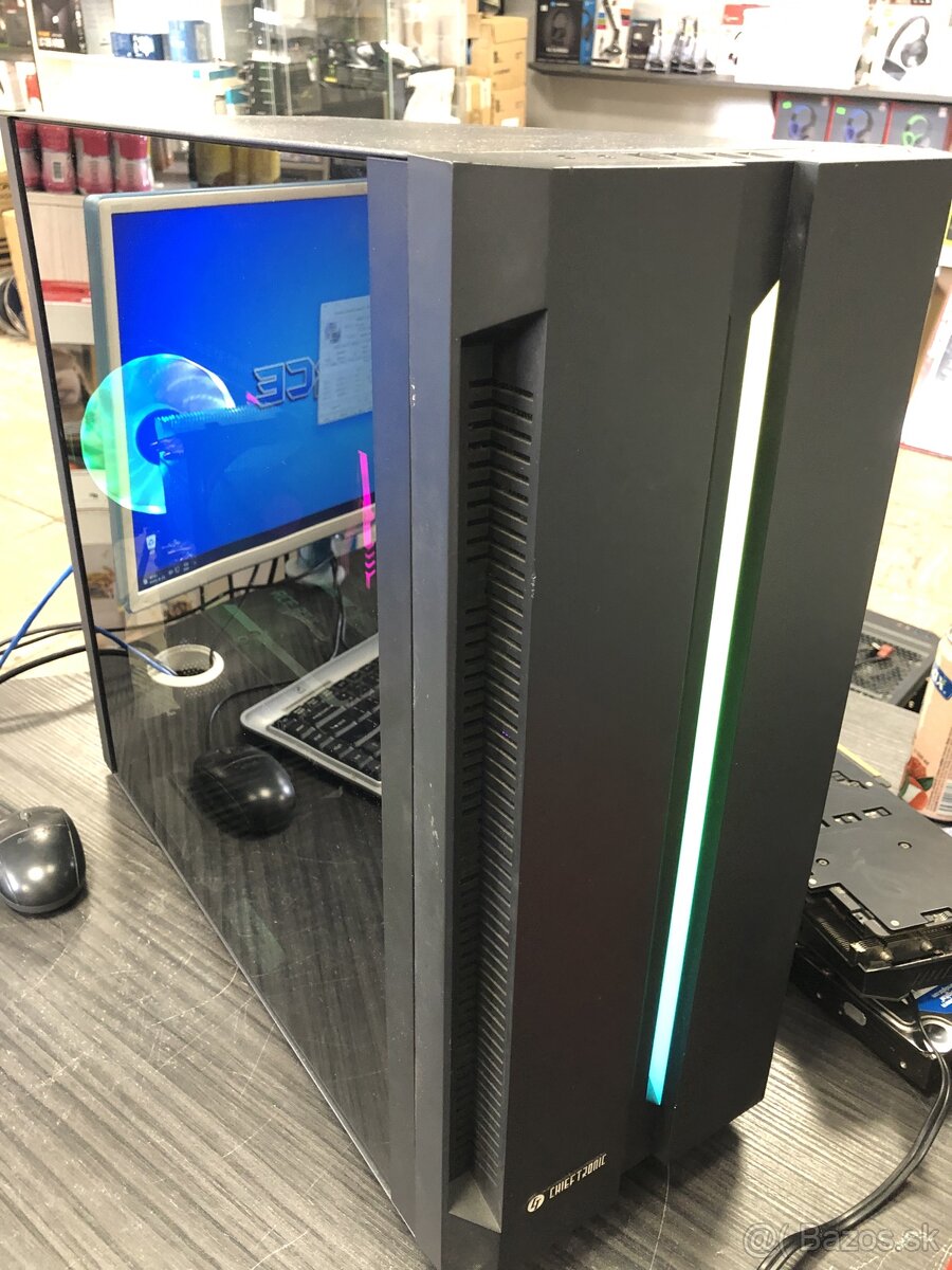 Intel Core i5 10600K , RTX 3060 Ti,32GB RAM,2TB SSD, W11