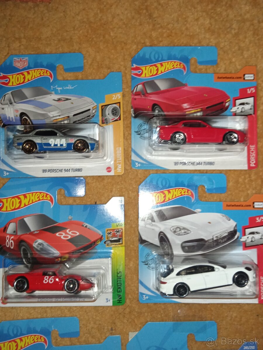 Autíčka Hot Wheels 1:64