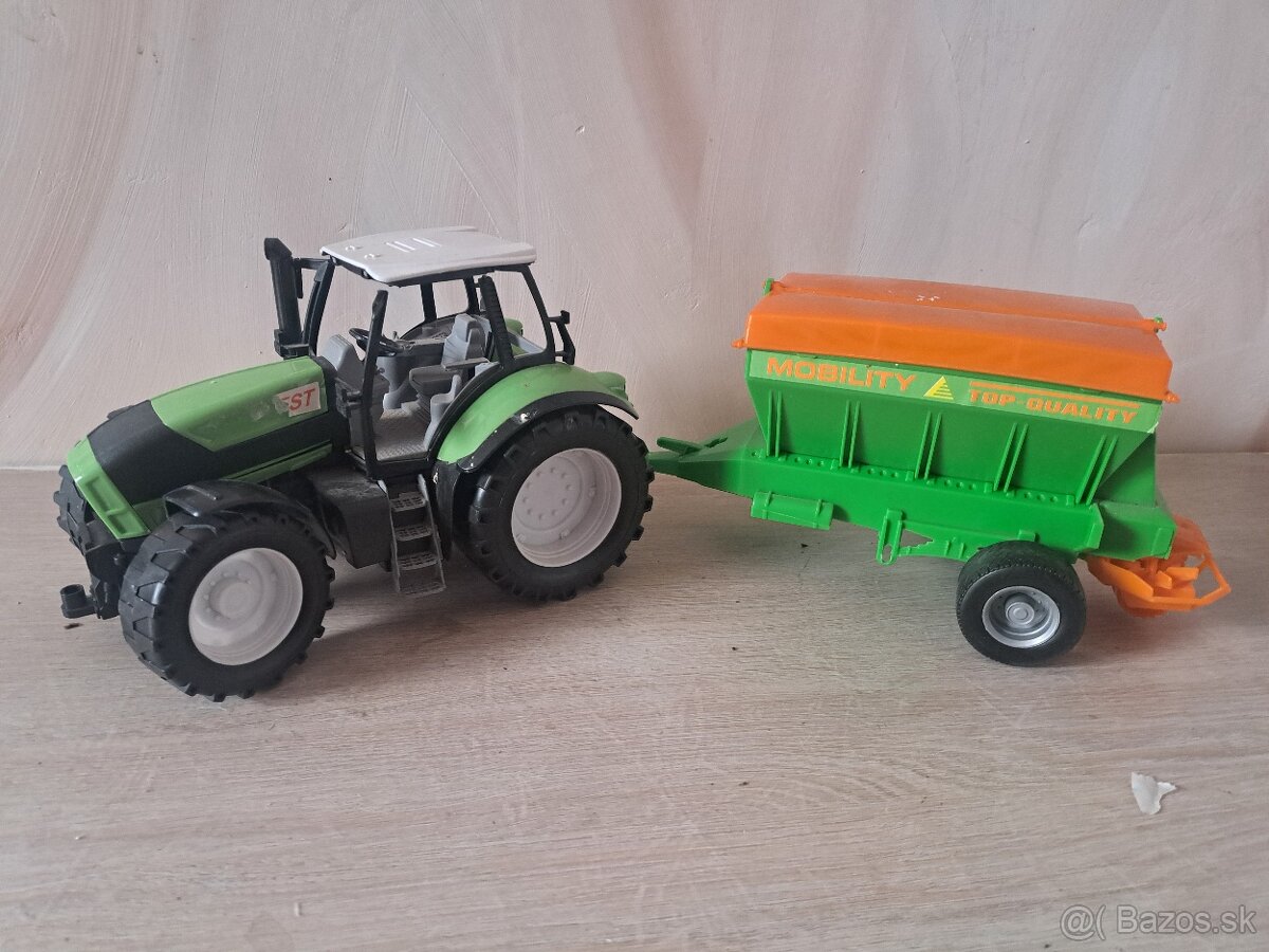 traktor deutzfahr+ rozmetadlo