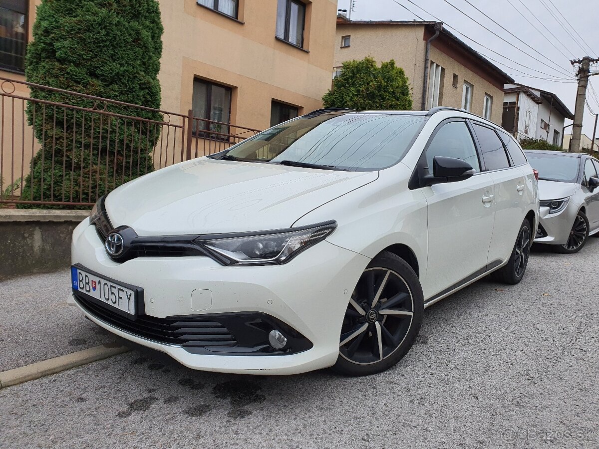 Toyota Auris Touring sport 1.6 l Valvematic Selection