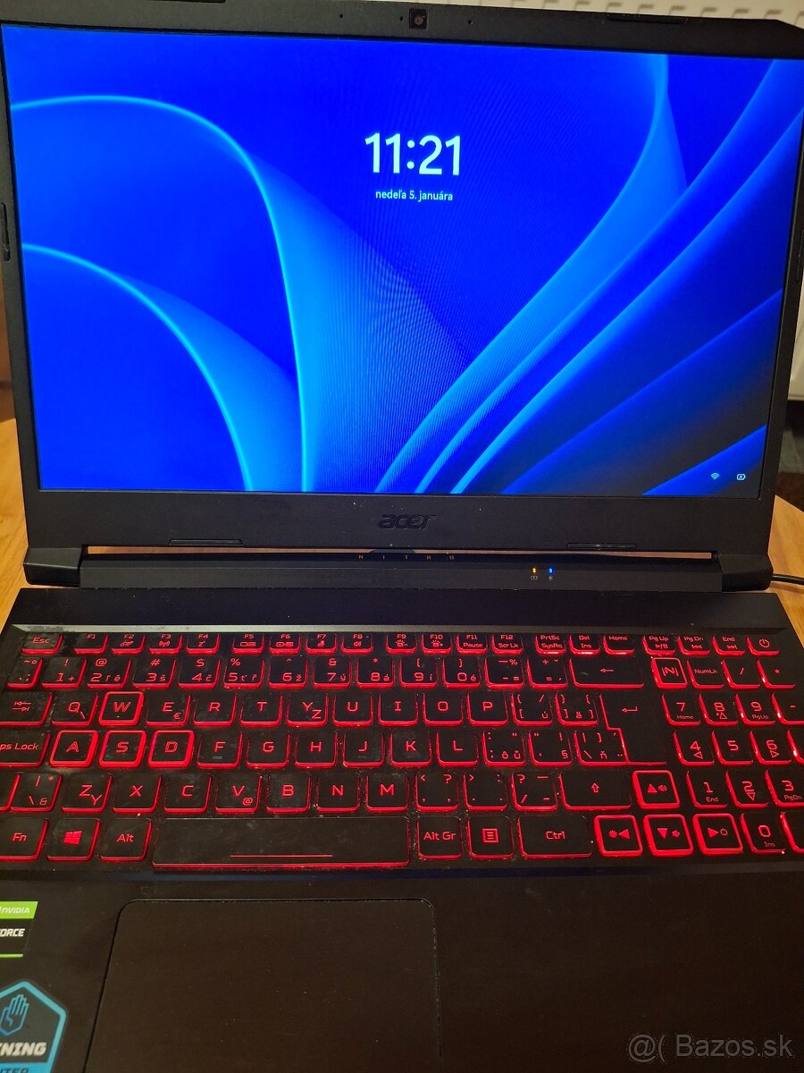 Predám herný notebook Acer Nitro 5 Obsidian Black