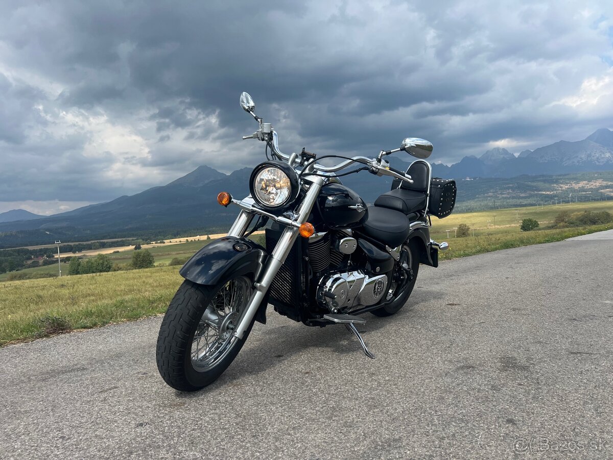 SUZUKI INTRUDER 800