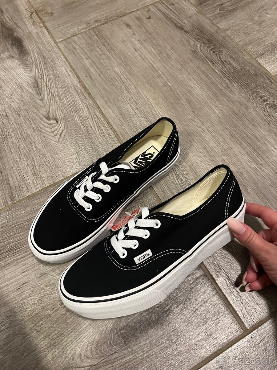 Vans Authentic platform