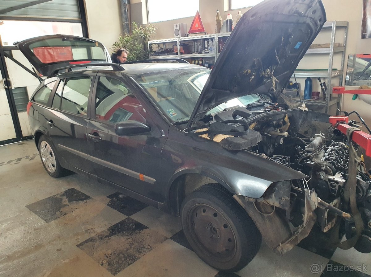 Rozpredam Renault Laguna 1.9