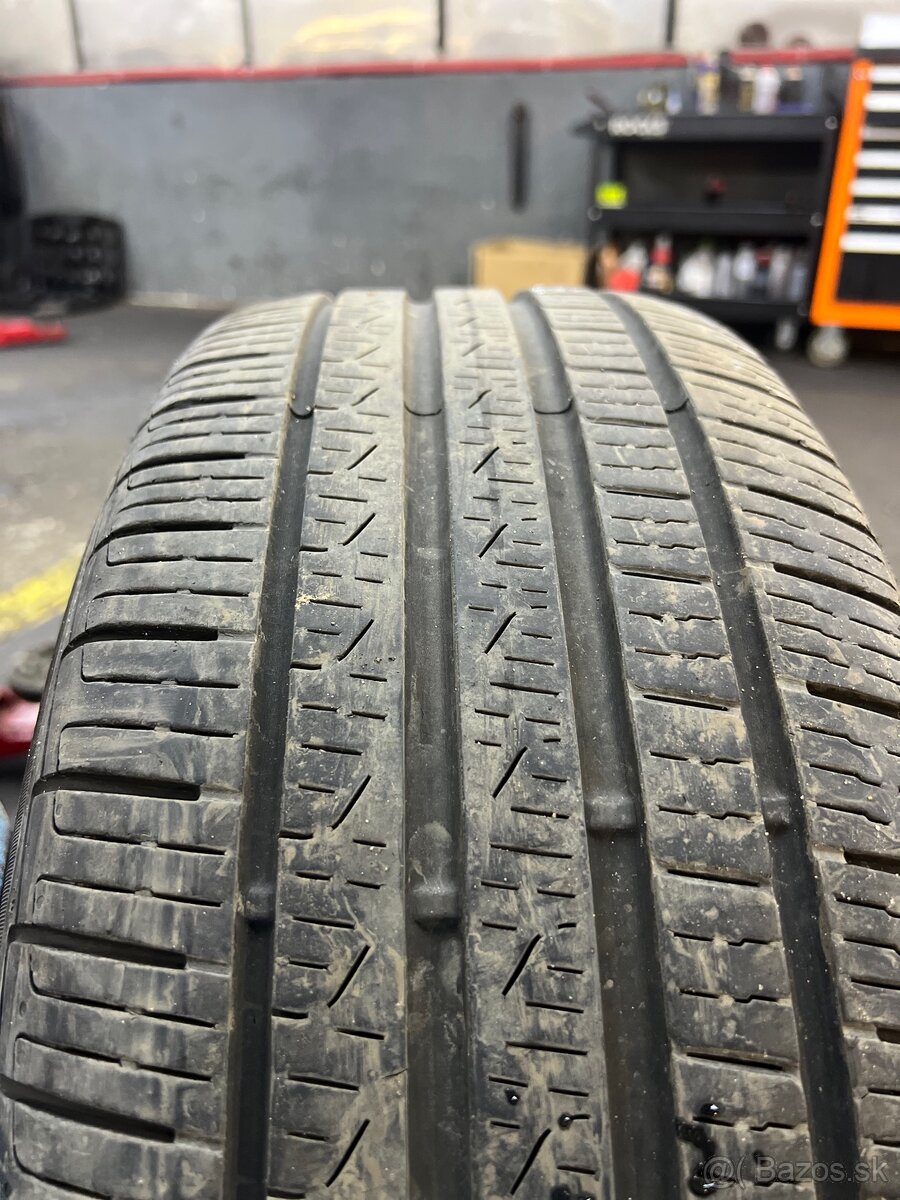 Pirelli 225/45 R18