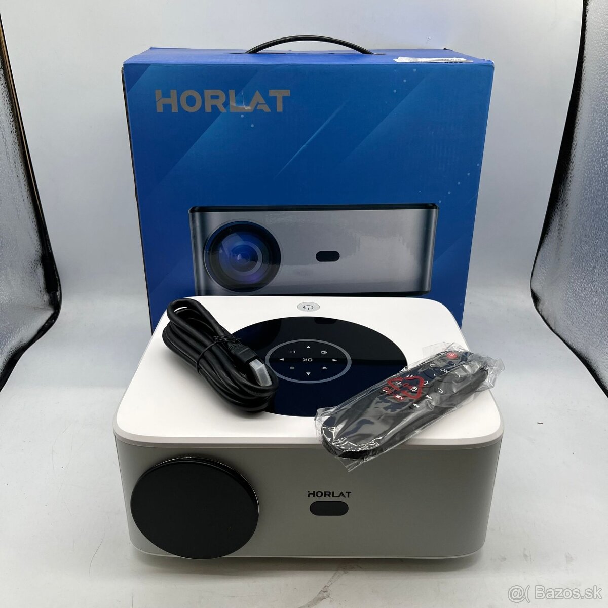 HORLAT Projektor 4K ,Android OS beamer,WiFi Bluetooth