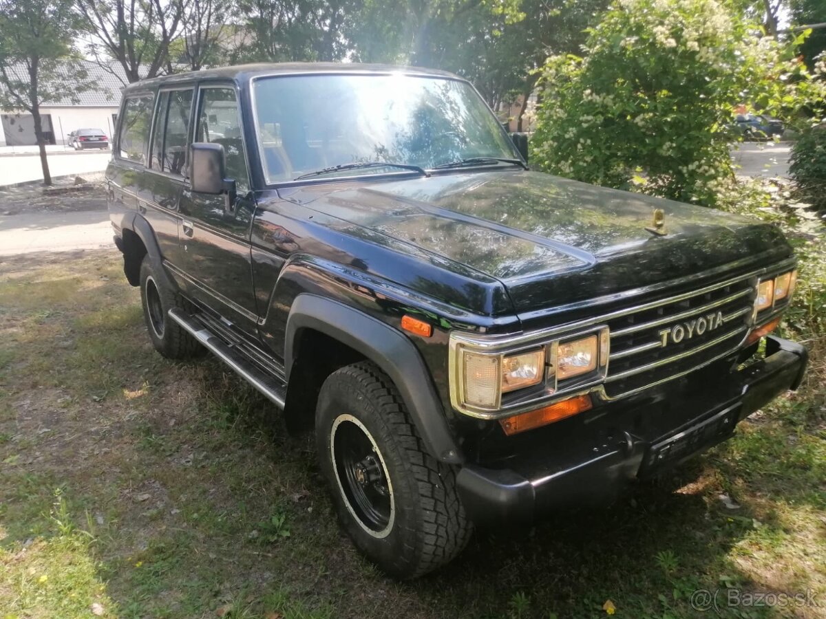 Toyota LandCruiser FJ62