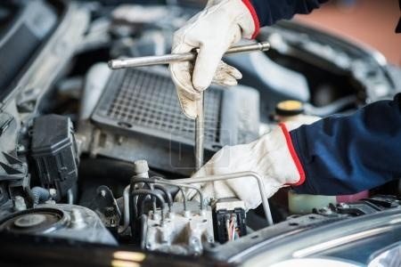 Hľadáme do nášho tímu AUTOMECHANIKA s praxou, SNV a okolie