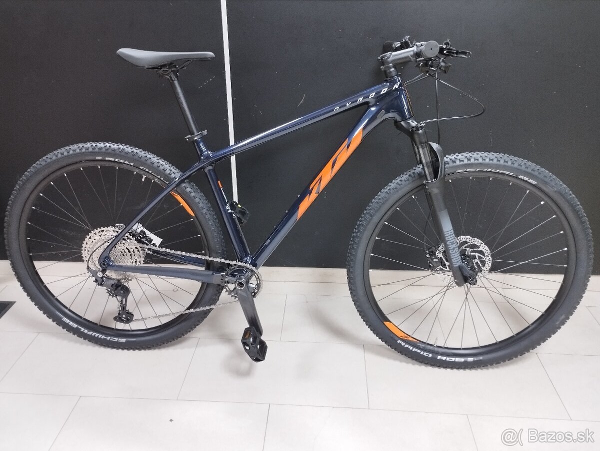 KTM myroon pro carbon