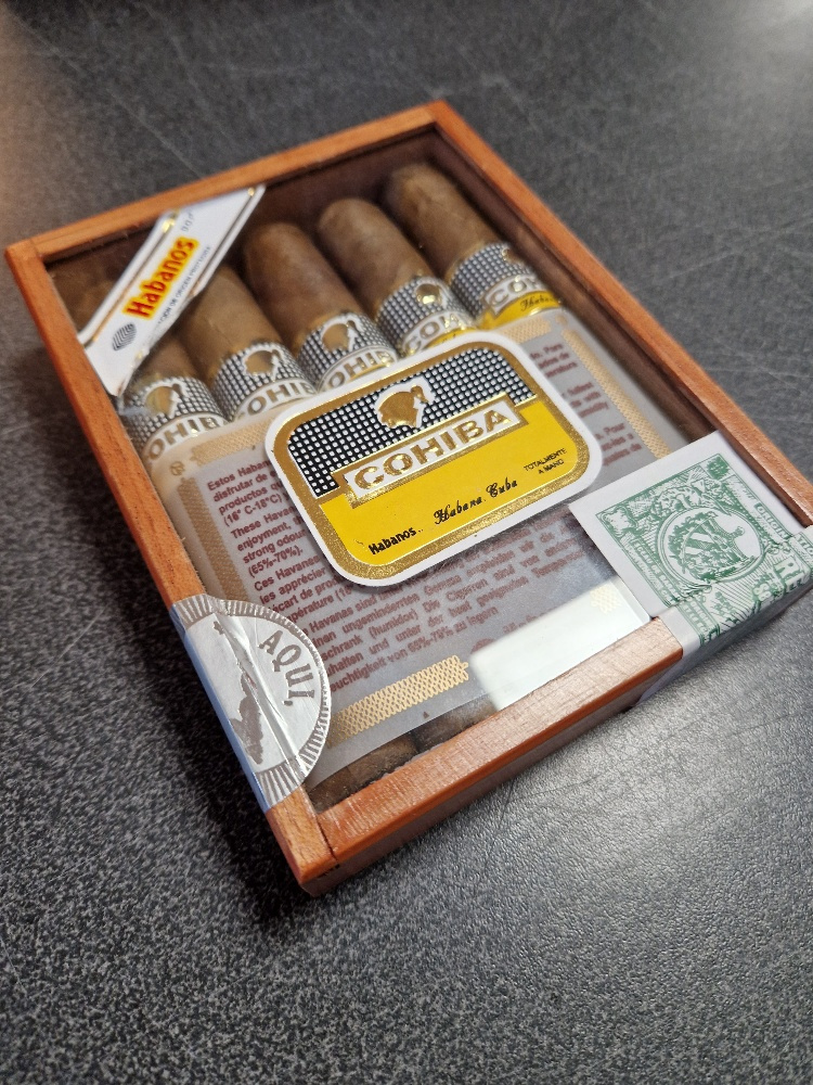 Cigary COHIBA Robusto