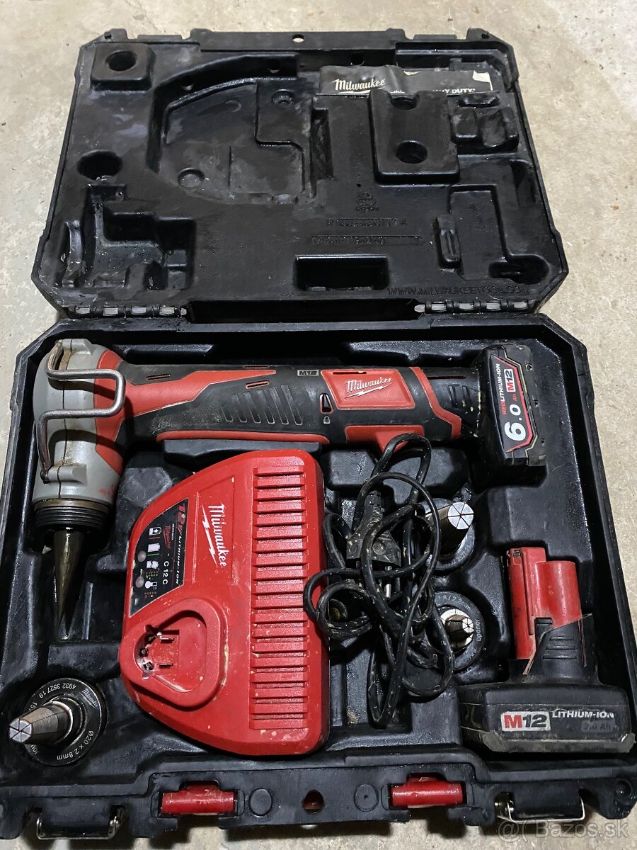 Milwaukee M12™ kompaktný UPONOR™ Q & E aku expandér