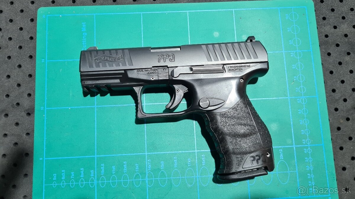 Pištoľ Walther PPQ 9mm Luger