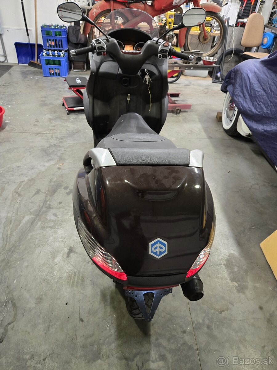 Predam Piaggio Mp3 250cm