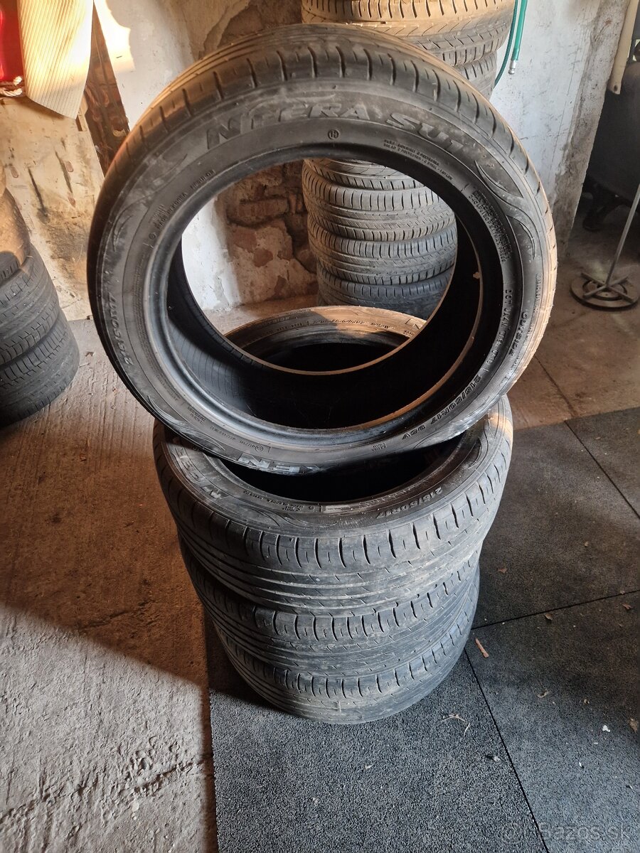 215/50R17 95V NEXEN