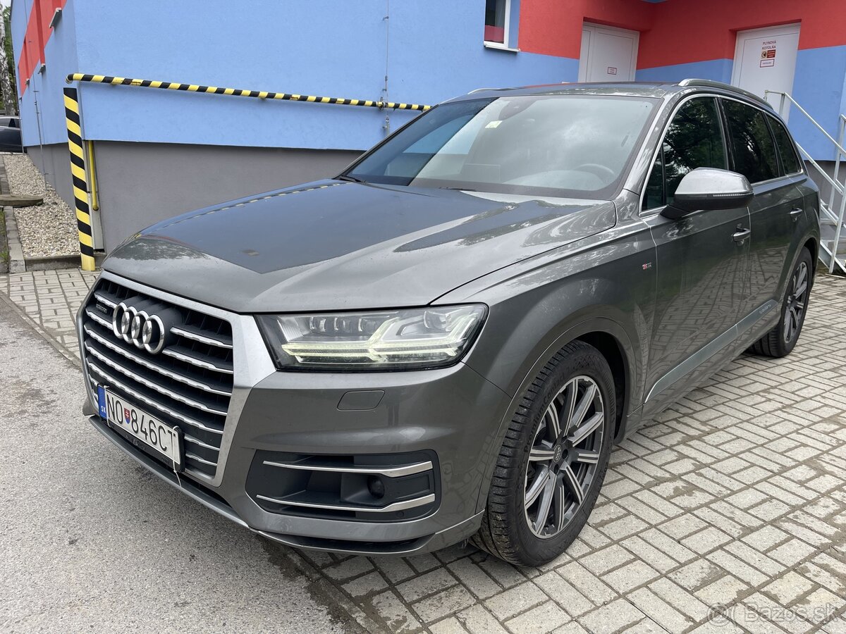 Audi Q7 3.0 TDI, S-line, 7 miestne