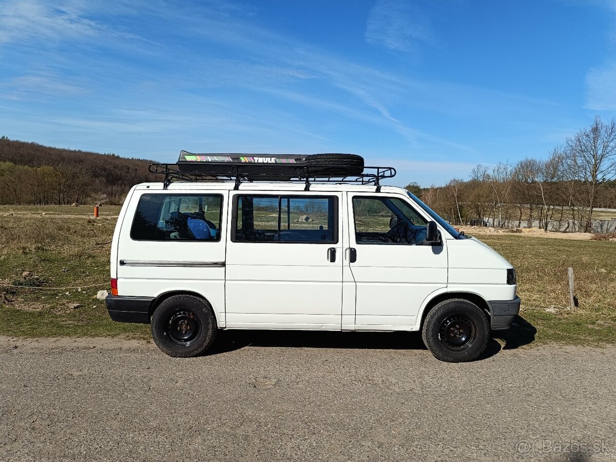 Predám VW Caravelle T4 2.4d syncro 57kw 4x4