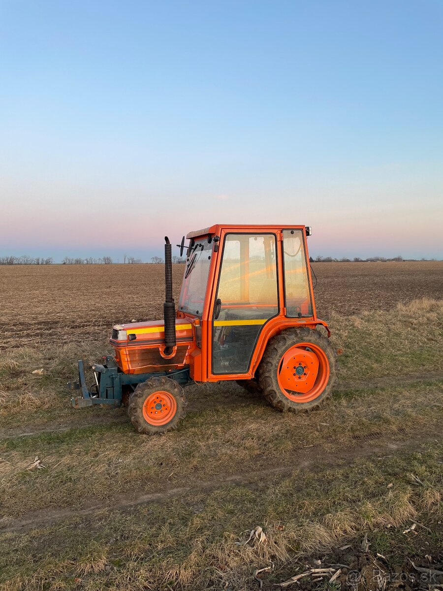 Malotraktor kubota B2150