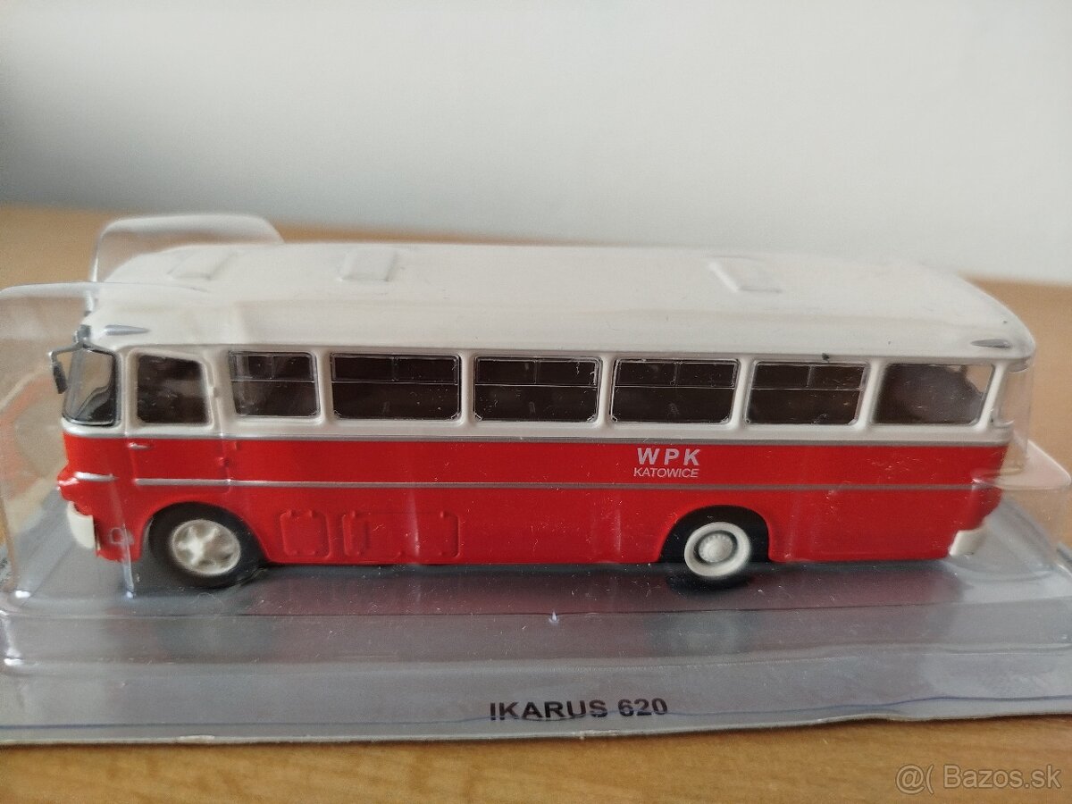 Predám modely autobusu 1:72.