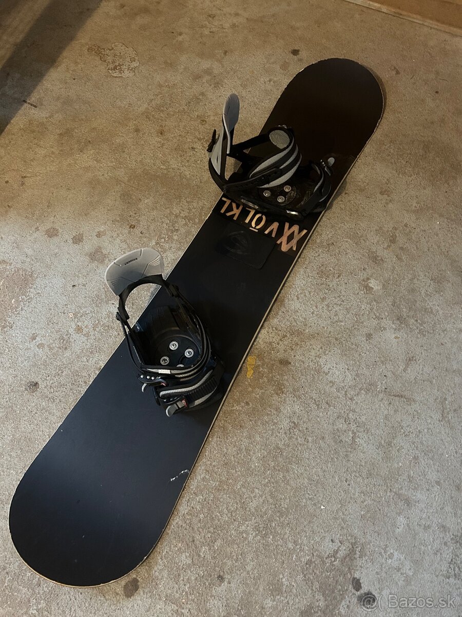 Predám snowboard Volkl 152 cm