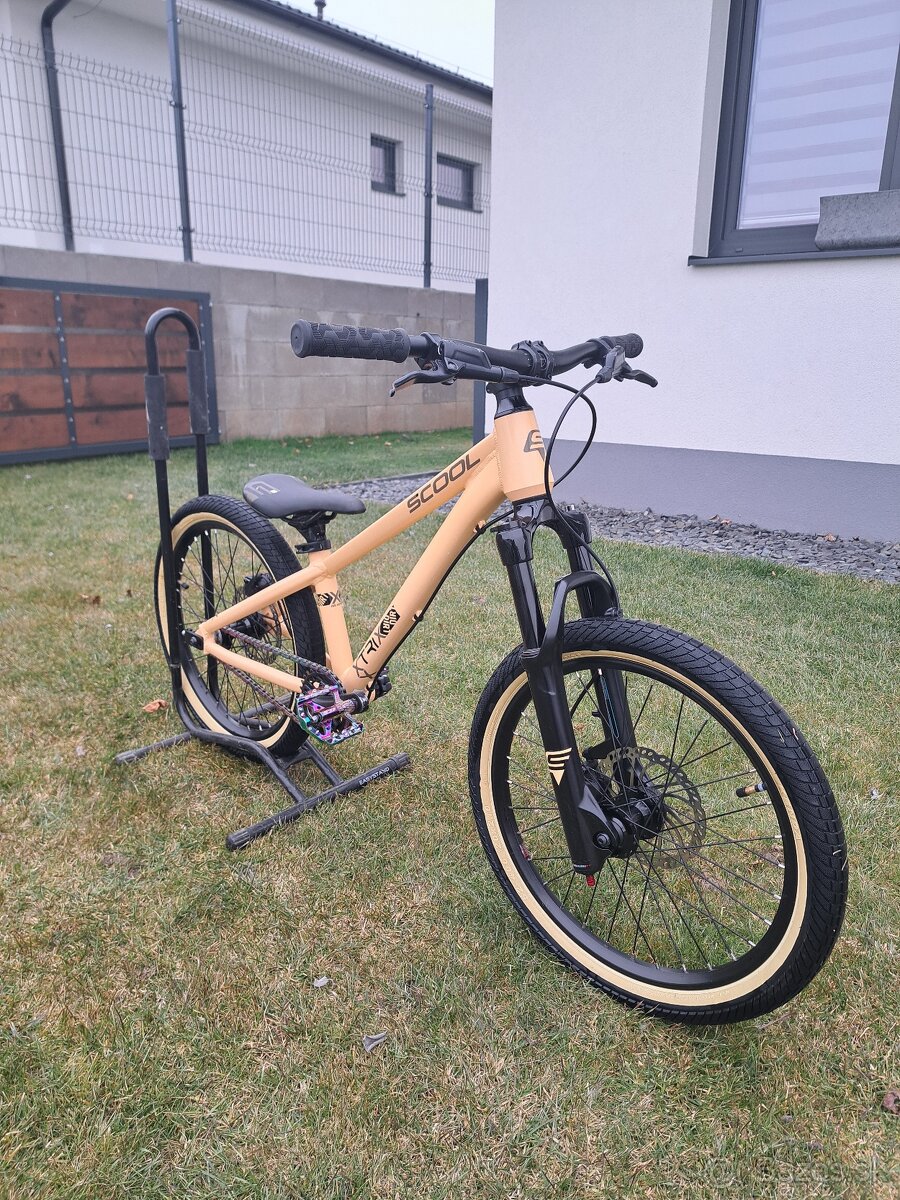 Predám detsky  dirt bicykel S'cool xtrix dirt 20