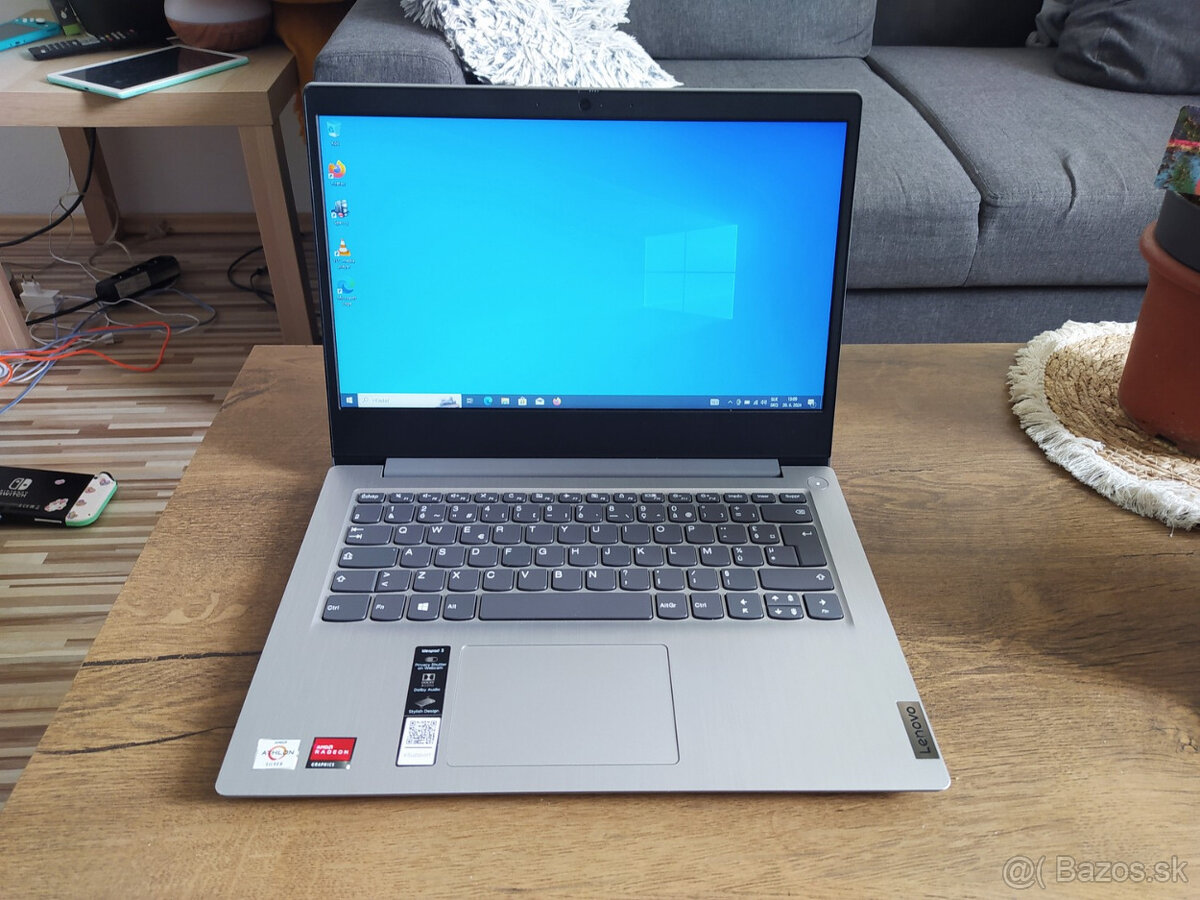 notebook Lenovo IdeaPad 3 - Athlon Silver, 8GB RAM