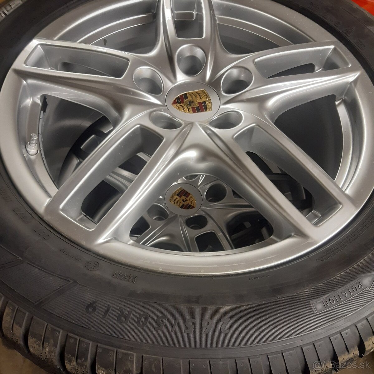 Nove alu porsche + pneu dunlop 265/50r19