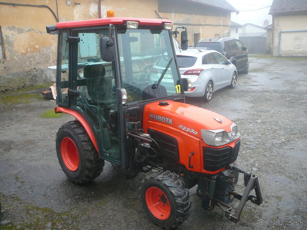 Kubota B2230 klimatizace