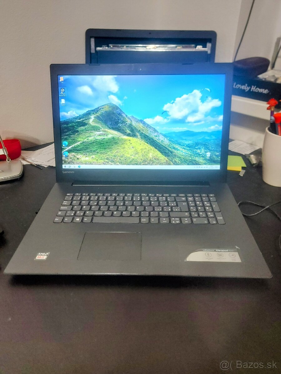 Lenovo ideapad 320- 17AST Core i5 17,3"