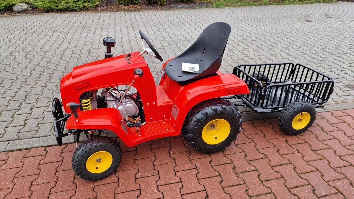 Dětský čtyřtaktní zahradní traktor s přívěsem110.