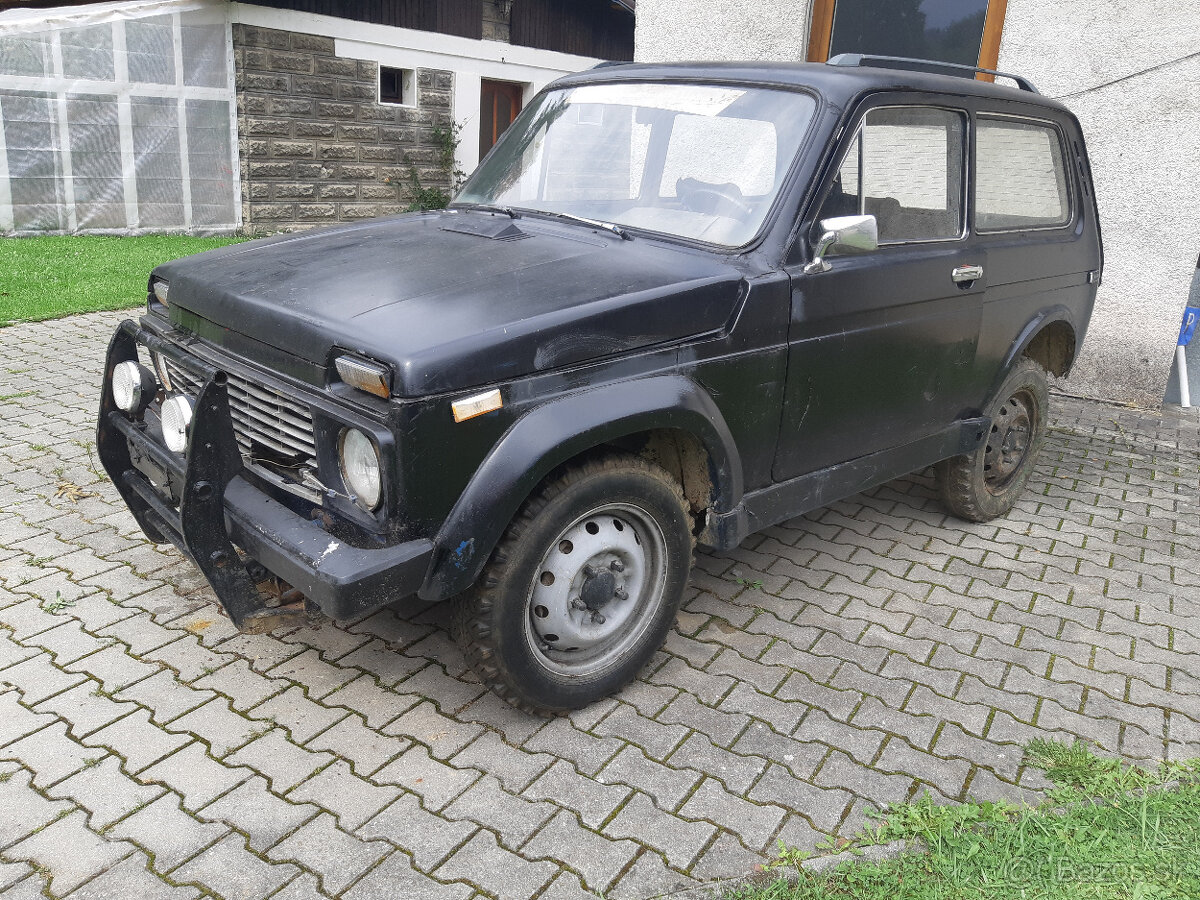 Lada Niva 1,6 - motor-prevodovky-diferenciál a diely