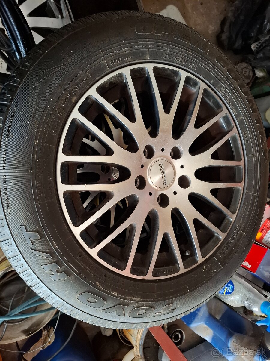 5x114,3 R16 215/65