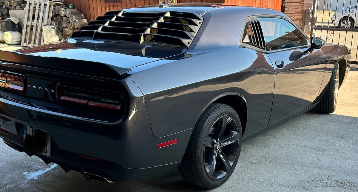 Dodge challenger 5,7 HEMI V8 R/T