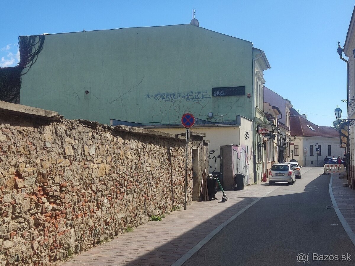 Na prenájom svetelná plocha na bilbord  - Voľná ihned