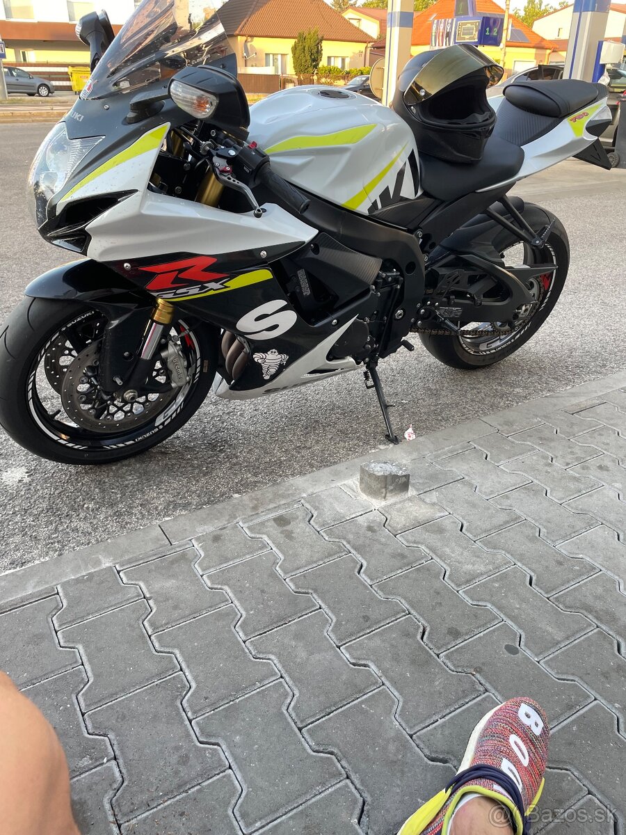 GSX R